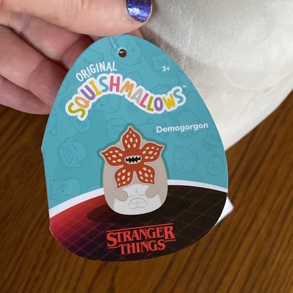 New with tags demogorgon Squishmallow Stranger Things - Picture 2 of 4